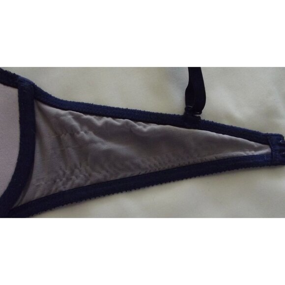 Victoria's Secret 34C Blue Lace Rhinestone Push Up Lace Bra padded crisscross - Picture 7 of 10